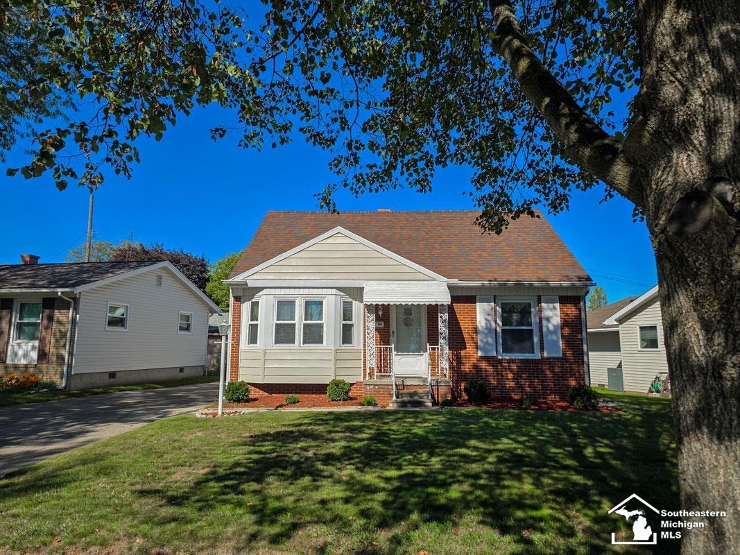 954 Jefferson Court