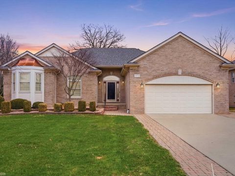 Photo of 55212 Woods Lane, Shelby, MI 48316 (MLS # 50202051)