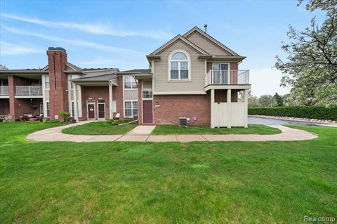 Photo of 15235 Cornell Drive, Clinton Township, MI 48038 (MLS # 60987163)