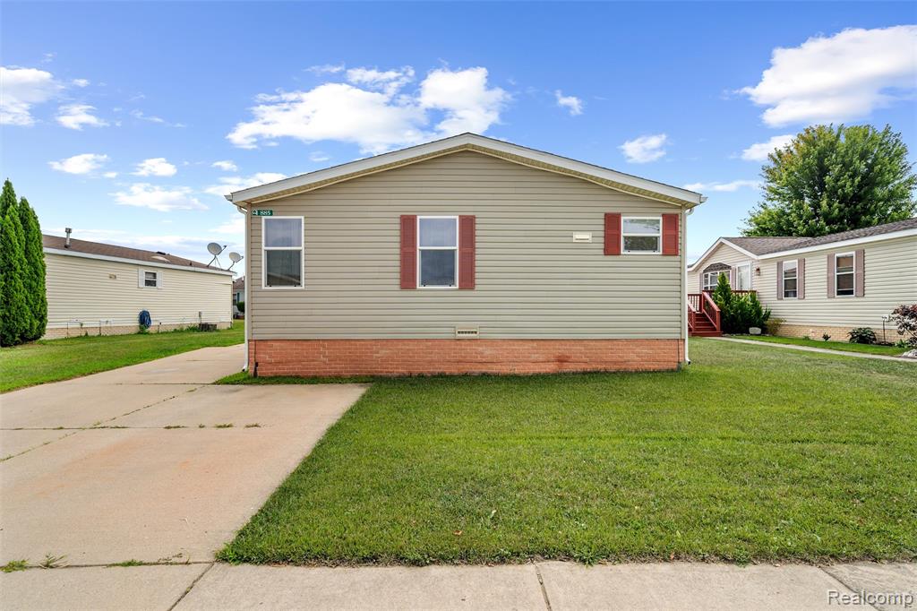 885 Tanner Landing