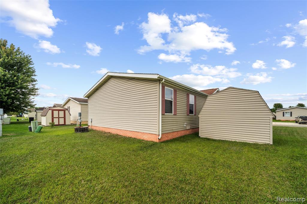 885 Tanner Landing