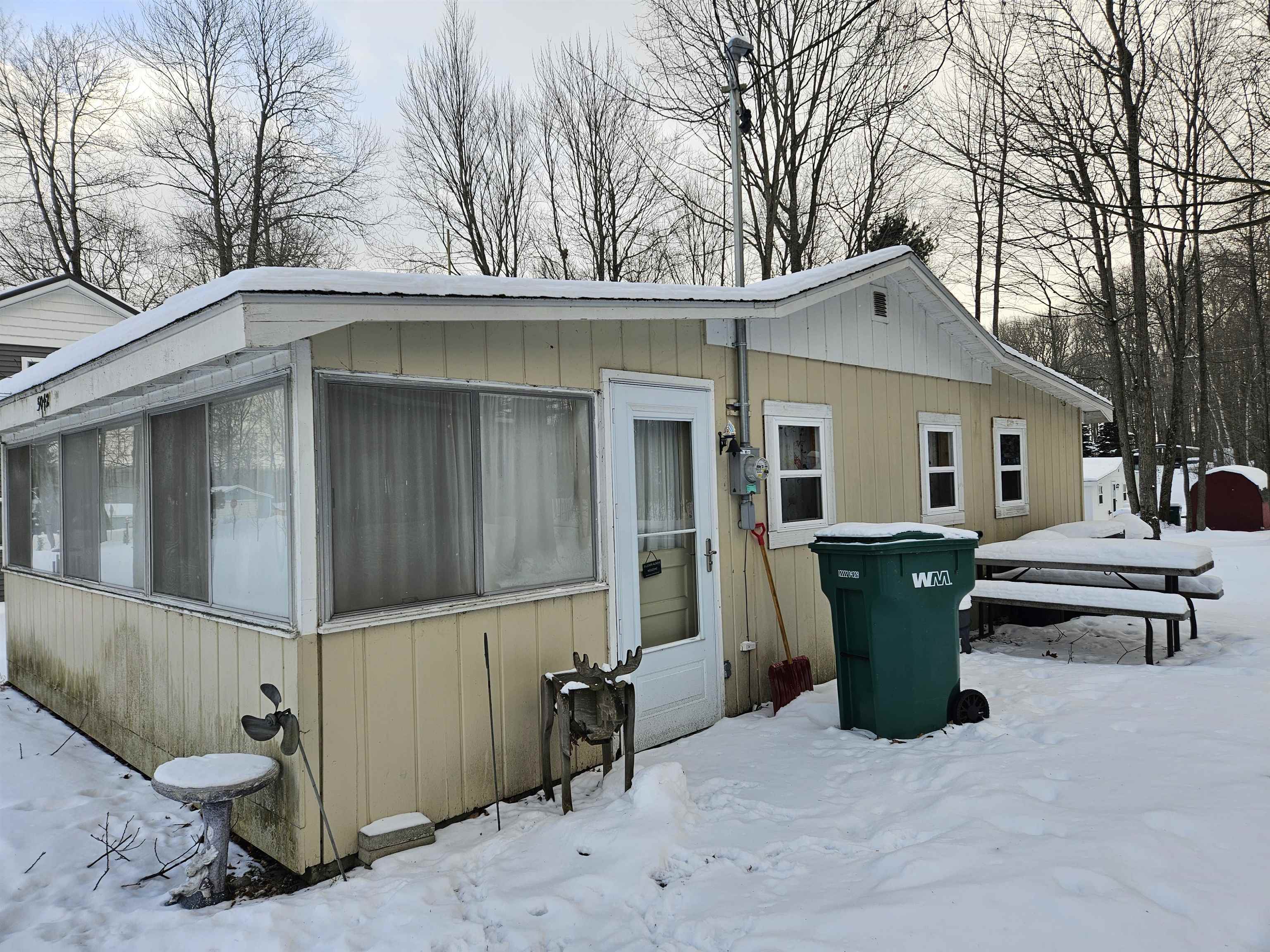 5042 Wedgewood Drive