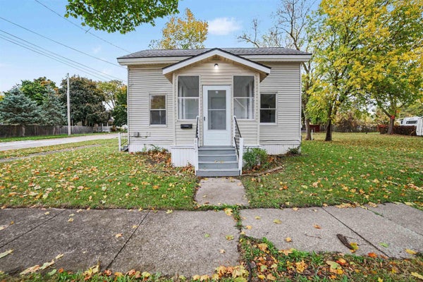 402 S ANDRE ST, SAGINAW, MI 48602 - Image 8174c52dcce10ea2ad2e0b0f077938ef/3696408007