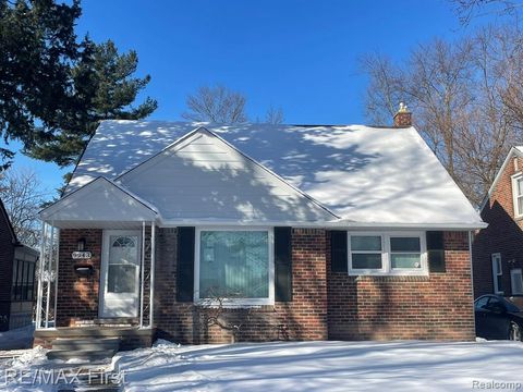 Photo of 9943 Grayfield, Redford, MI 48239 (MLS # 60968480)