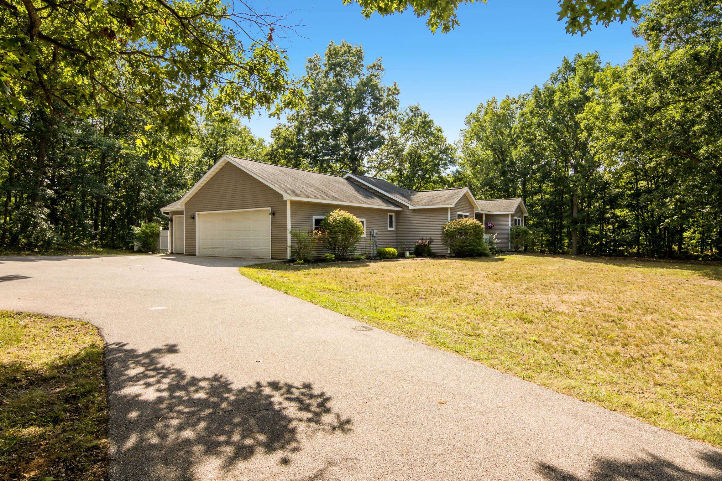 11777 Many Oaks Drive Lot: H & I