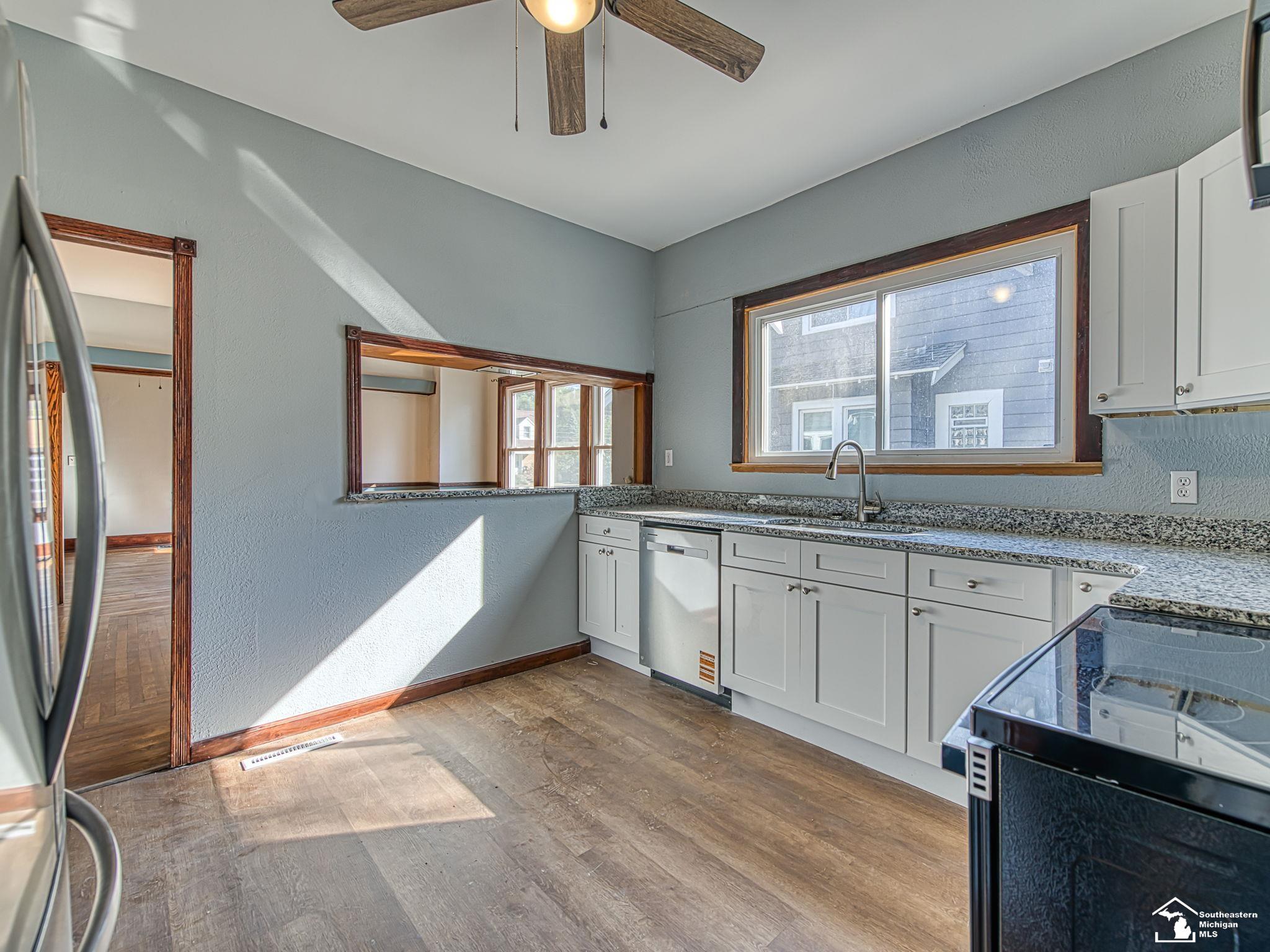 1103 W Temperance Road