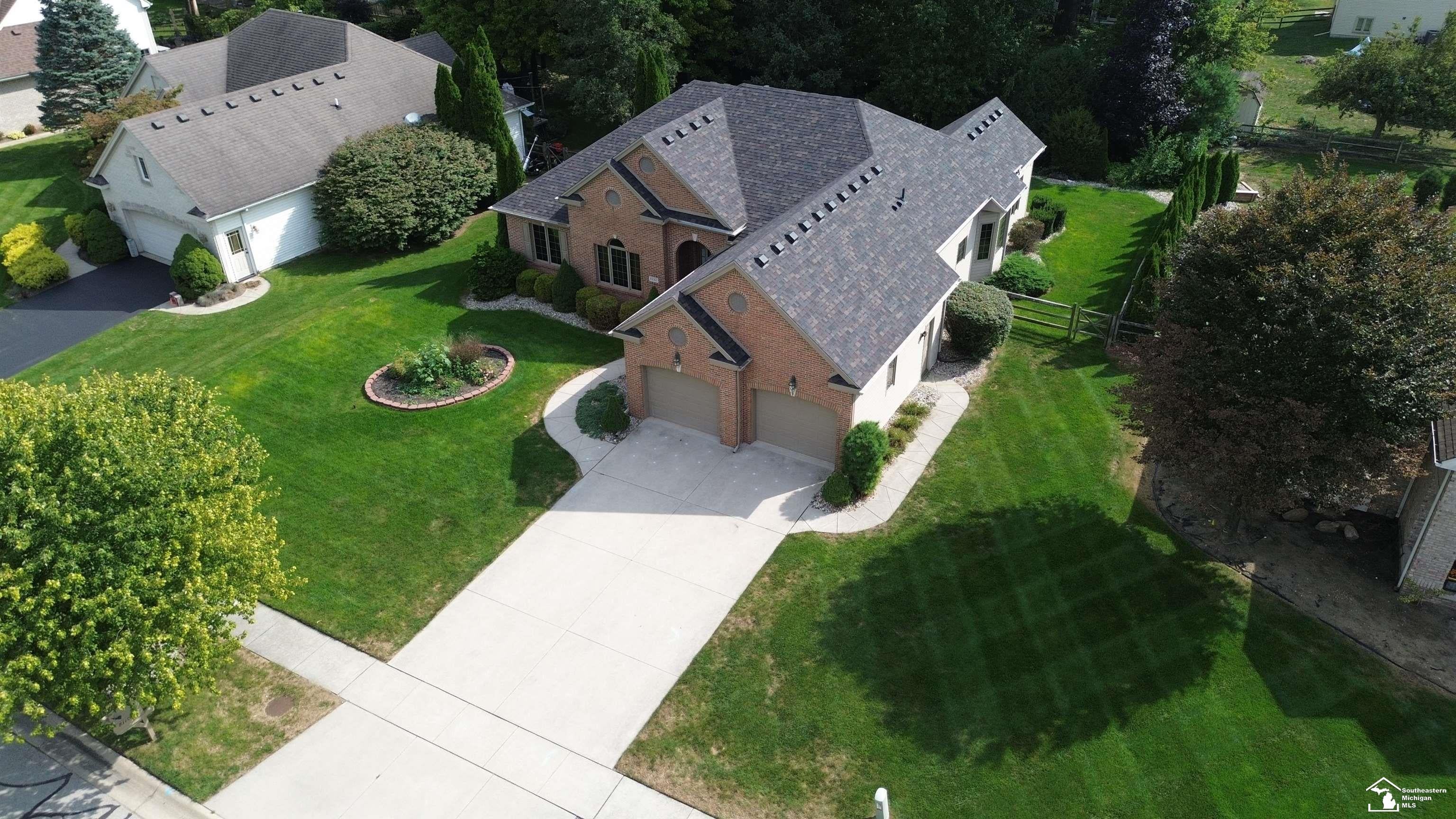 8110 High Oaks Drive
