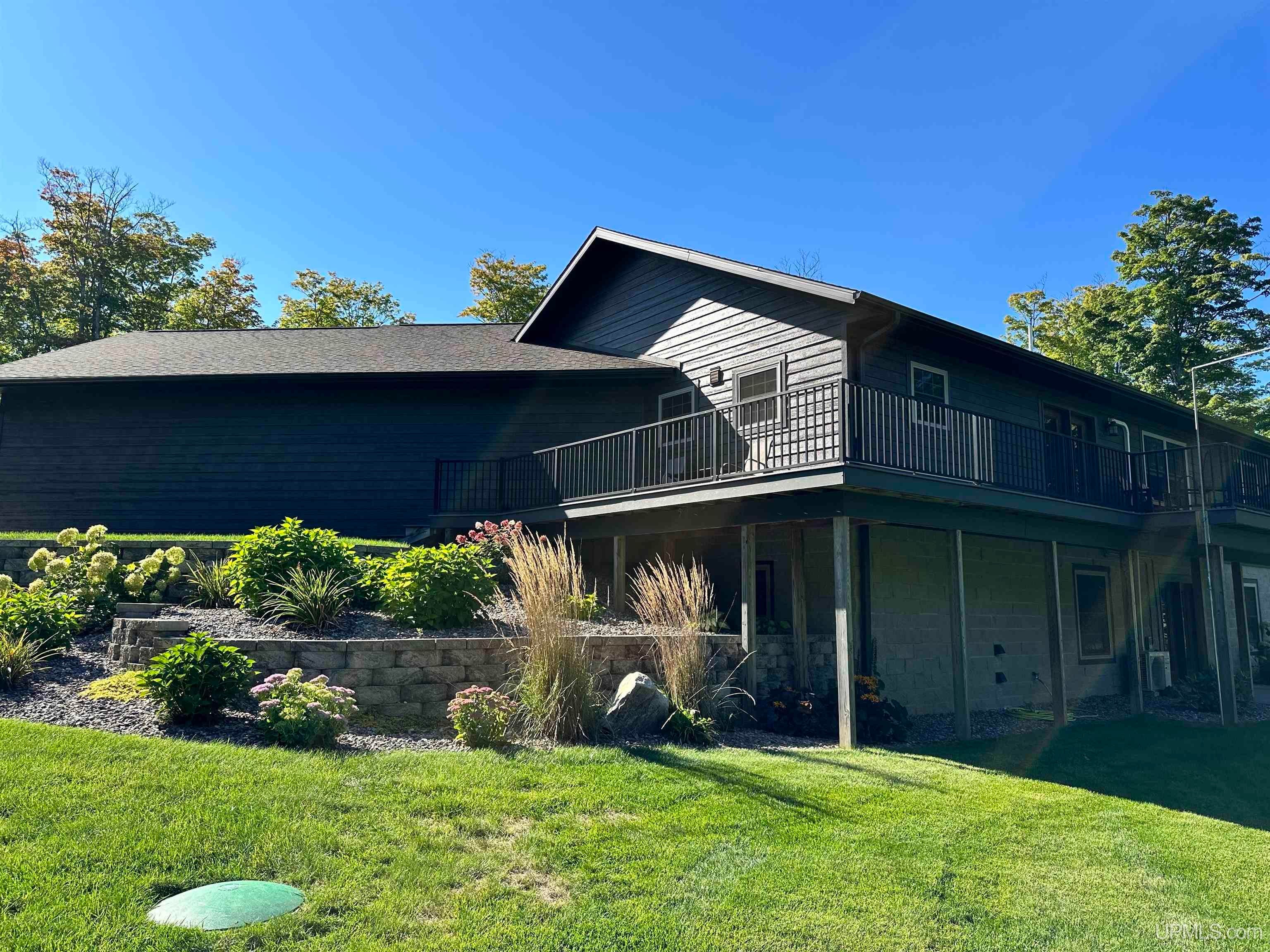 E10409 E Munising Ave, Munising, MI, 49862, USA, 3 Bedrooms Bedrooms, ,3 BathroomsBathrooms,Residential,Active,E10409 E Munising Ave,50209573
