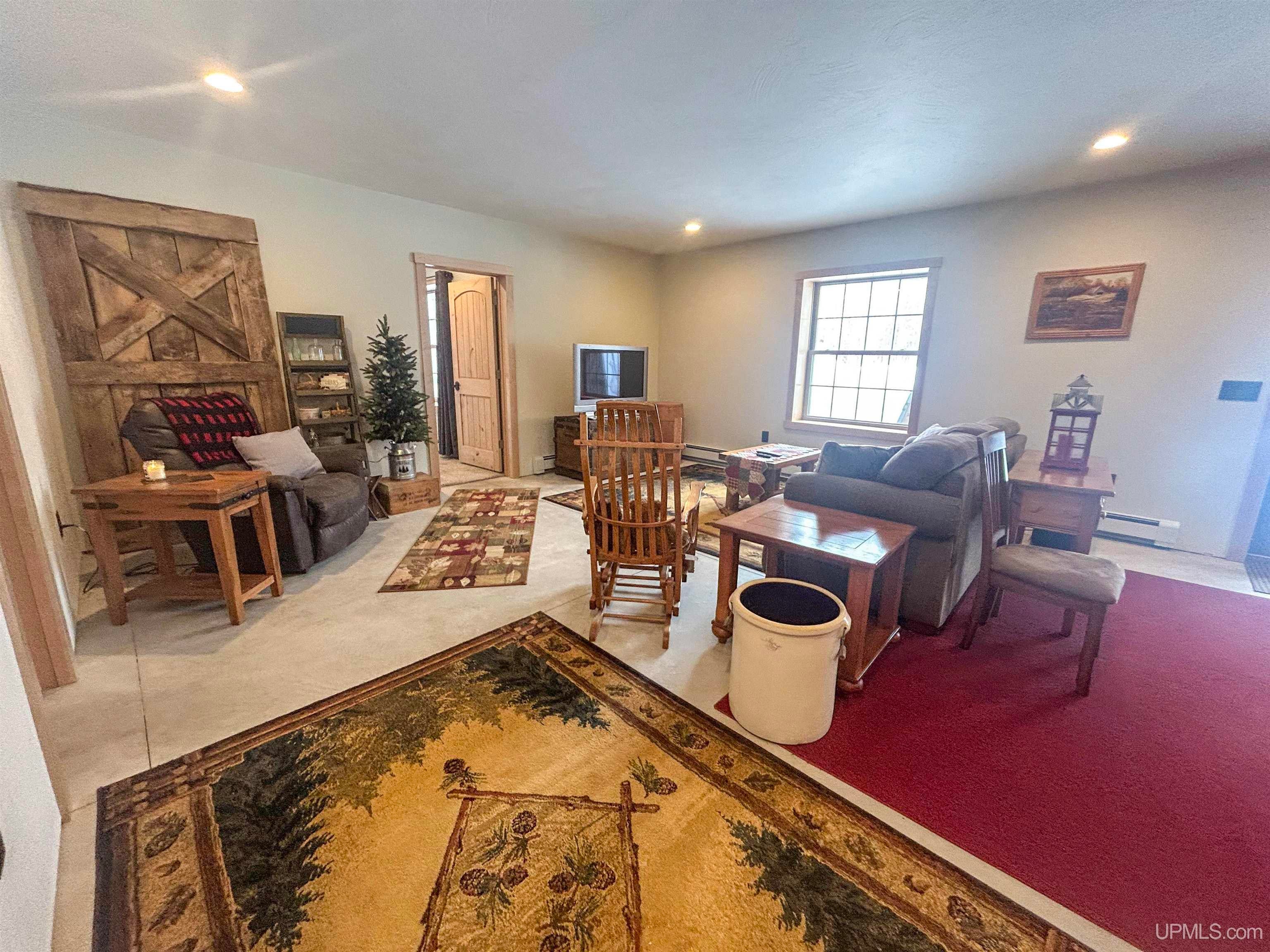 E10409 E Munising Ave, Munising, MI, 49862, USA, 3 Bedrooms Bedrooms, ,3 BathroomsBathrooms,Residential,Active,E10409 E Munising Ave,50209573