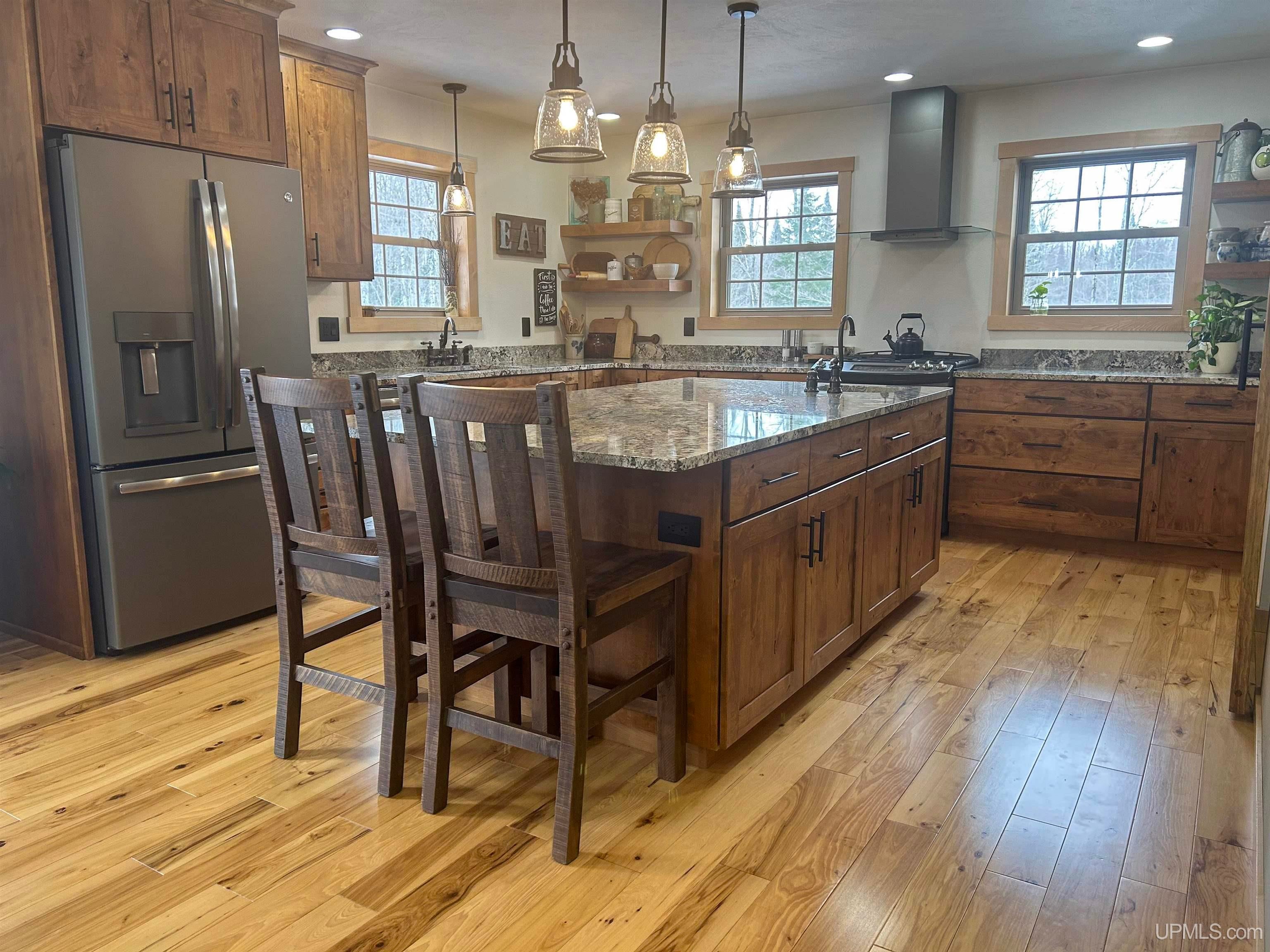 E10409 E Munising Ave, Munising, MI, 49862, USA, 3 Bedrooms Bedrooms, ,3 BathroomsBathrooms,Residential,Active,E10409 E Munising Ave,50209573