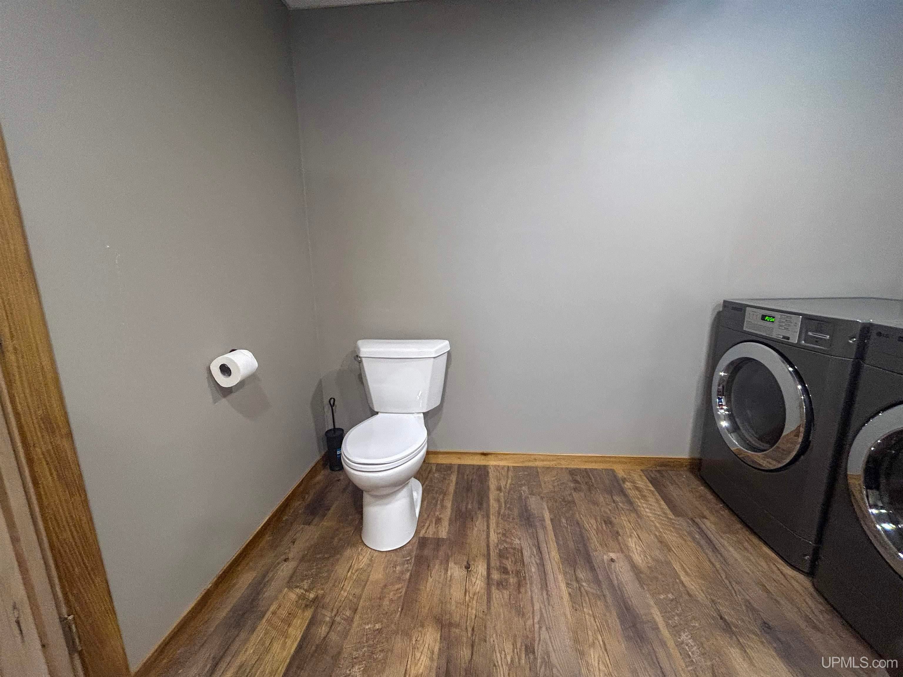 E10409 E Munising Ave, Munising, MI, 49862, USA, 3 Bedrooms Bedrooms, ,3 BathroomsBathrooms,Residential,Active,E10409 E Munising Ave,50209573