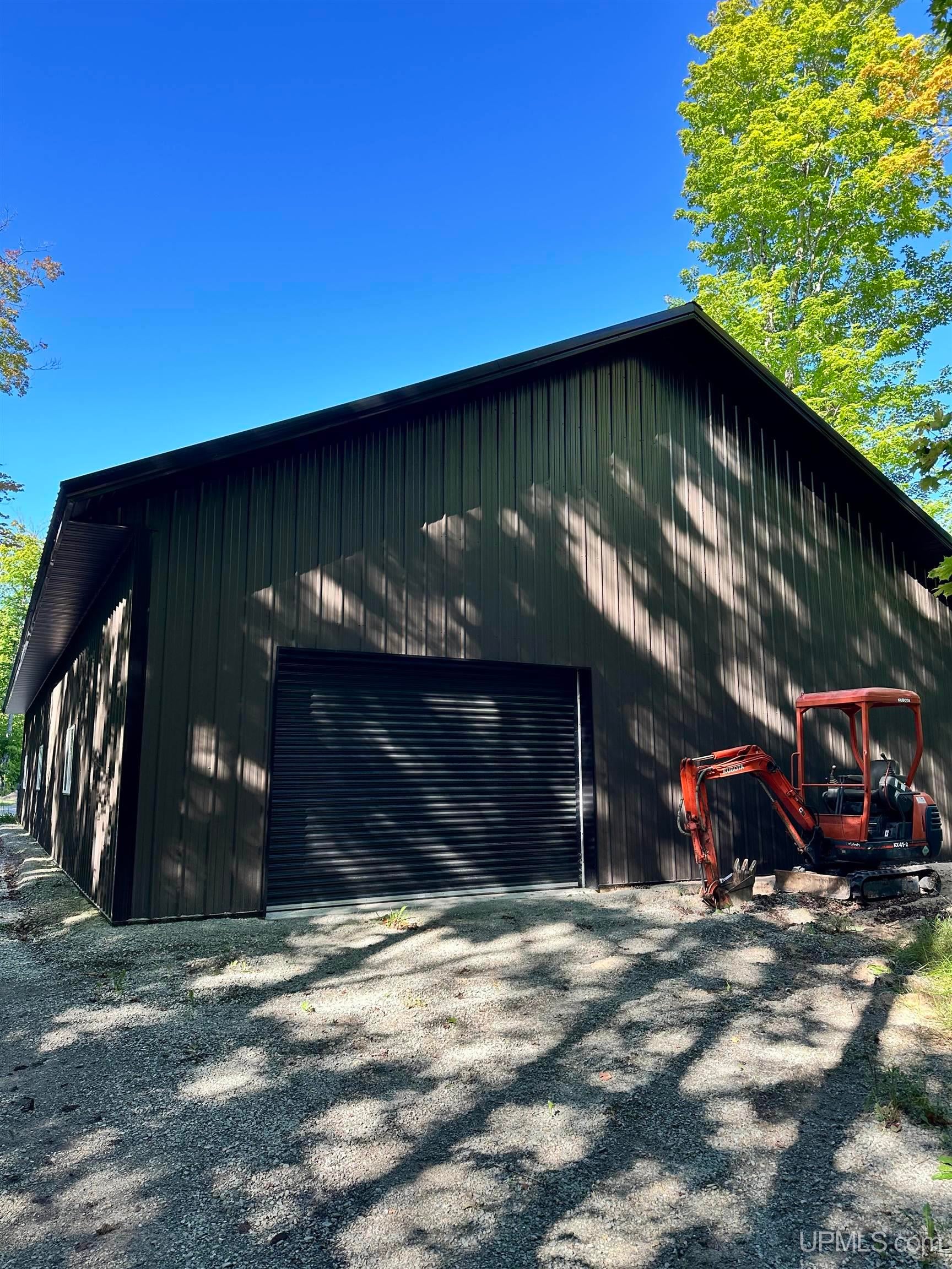 E10409 E Munising Ave, Munising, MI, 49862, USA, 3 Bedrooms Bedrooms, ,3 BathroomsBathrooms,Residential,Active,E10409 E Munising Ave,50209573
