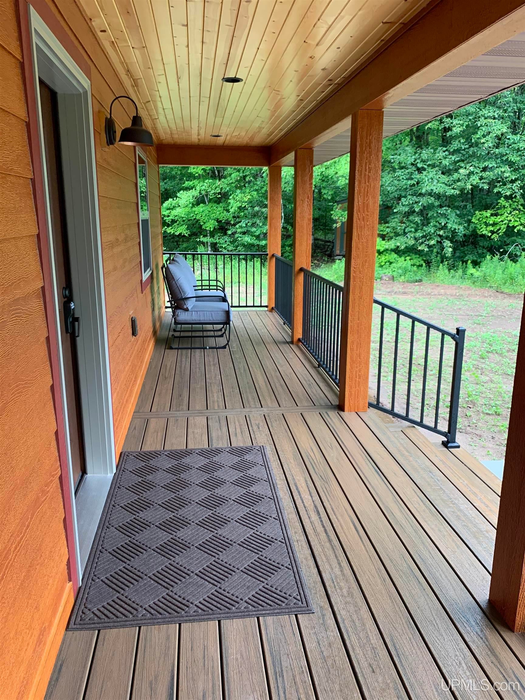 E10409 E Munising Ave, Munising, MI, 49862, USA, 3 Bedrooms Bedrooms, ,3 BathroomsBathrooms,Residential,Active,E10409 E Munising Ave,50209573