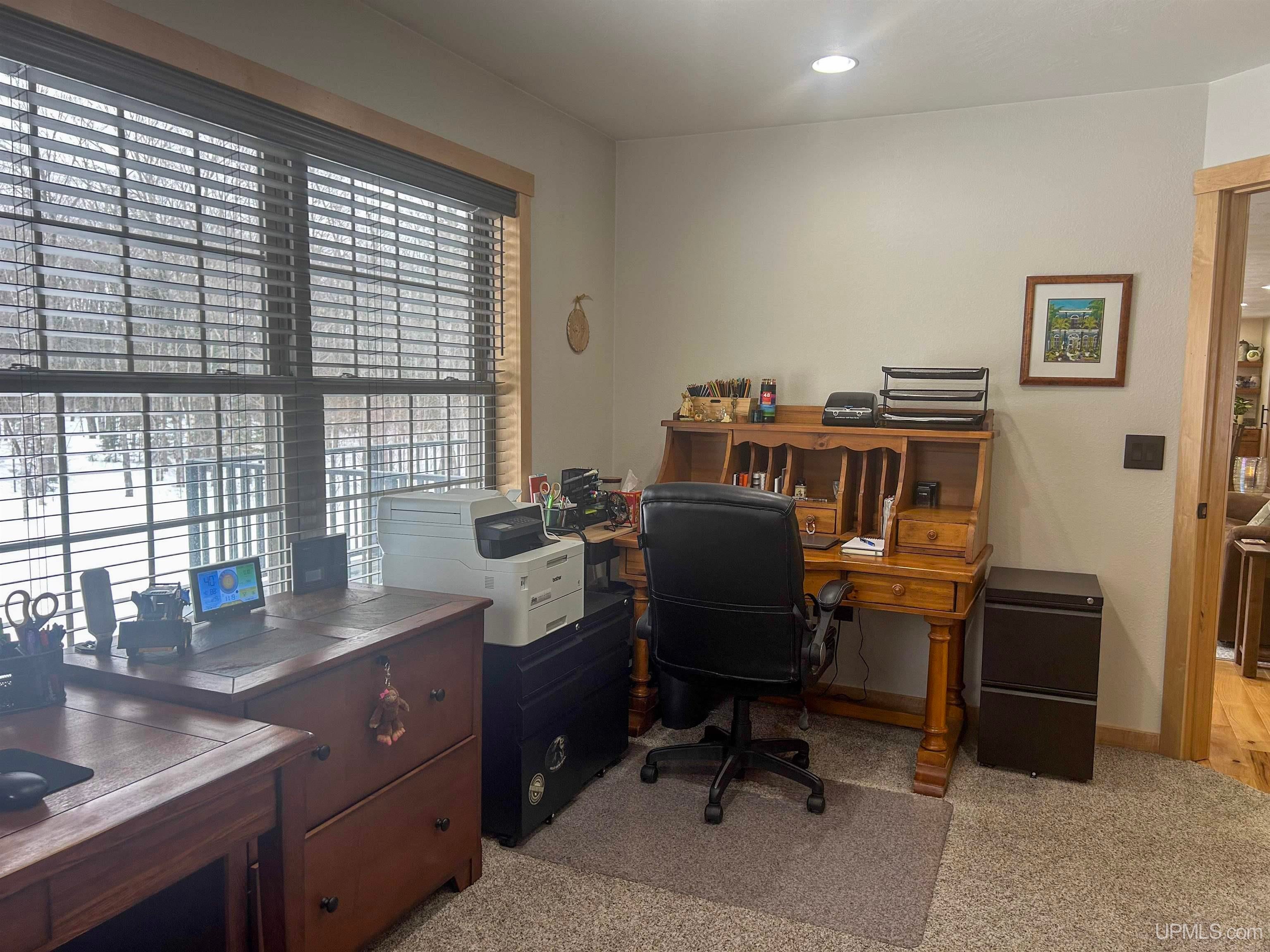 E10409 E Munising Ave, Munising, MI, 49862, USA, 3 Bedrooms Bedrooms, ,3 BathroomsBathrooms,Residential,Active,E10409 E Munising Ave,50209573