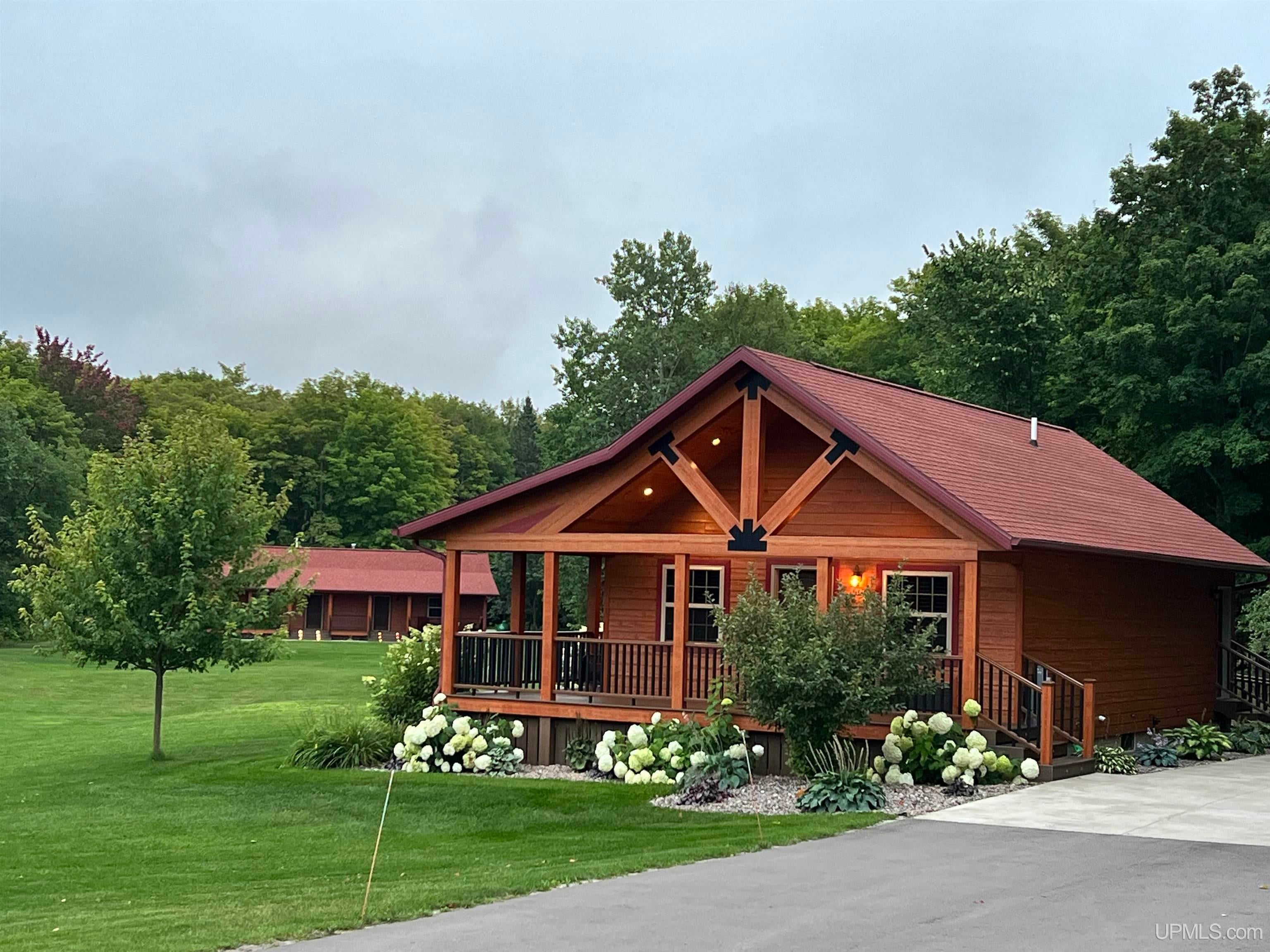 E10409 E Munising Ave, Munising, MI, 49862, USA, 3 Bedrooms Bedrooms, ,3 BathroomsBathrooms,Residential,Active,E10409 E Munising Ave,50209573