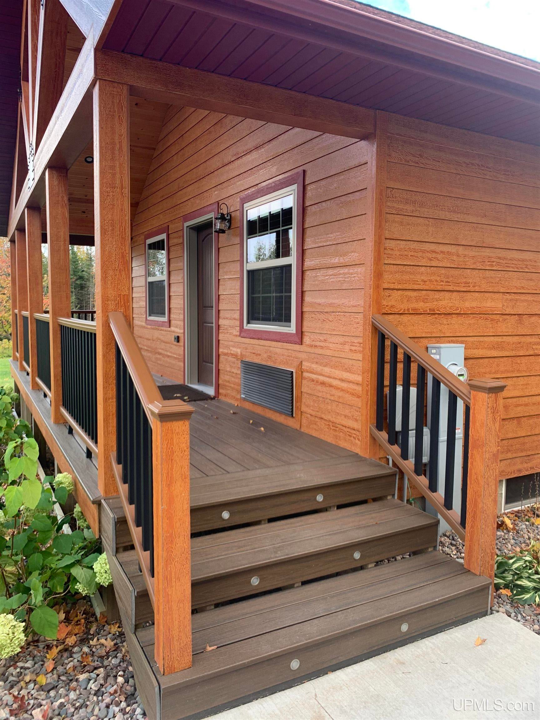 E10409 E Munising Ave, Munising, MI, 49862, USA, 3 Bedrooms Bedrooms, ,3 BathroomsBathrooms,Residential,Active,E10409 E Munising Ave,50209573