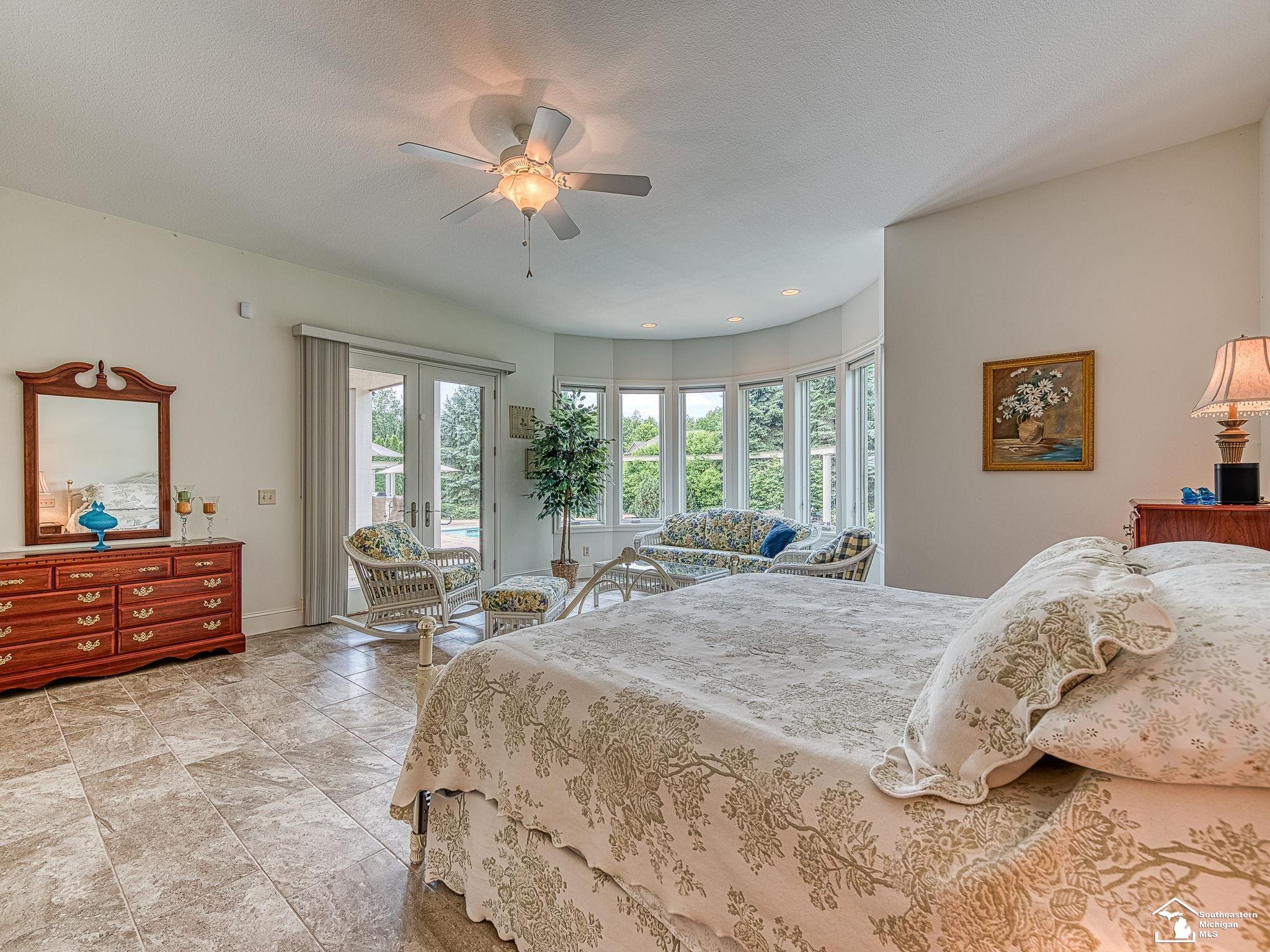 Monroe, Michigan 48161, United States, 7 Bedrooms Bedrooms, ,8 BathroomsBathrooms,Residential,Active,50900