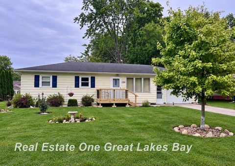 Photo of 1309 Leo Street, Saginaw, MI 48638 (MLS # 50222407)
