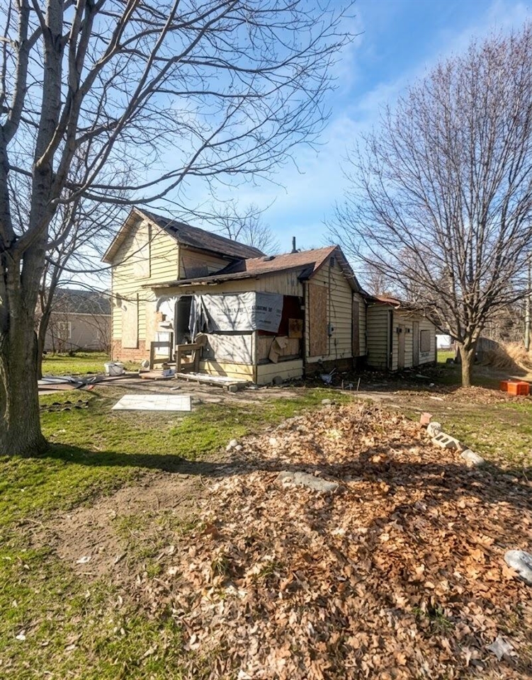 17806 E E State St Street