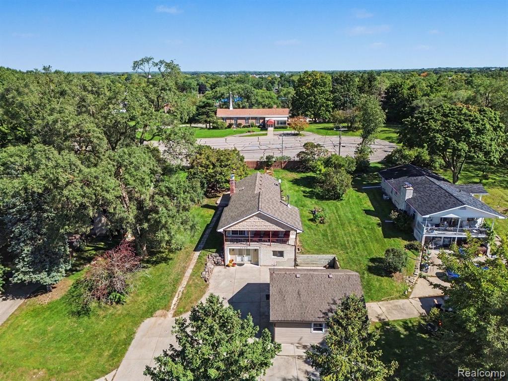 3566 Lotus Drive