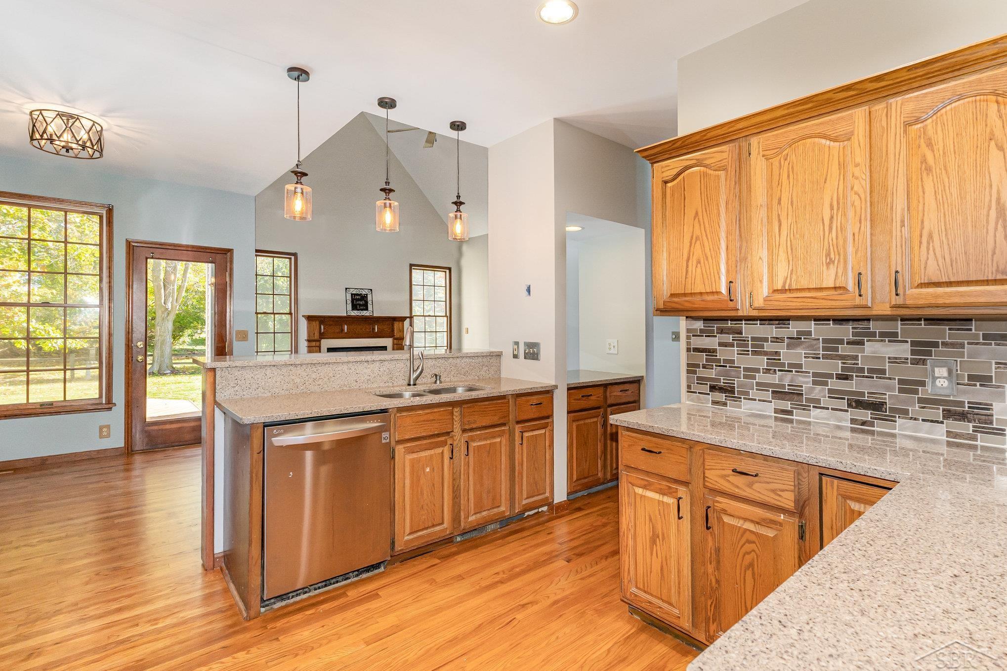 Saginaw, Michigan 48603, United States, 4 Bedrooms Bedrooms, ,3 BathroomsBathrooms,Residential,Active,235285