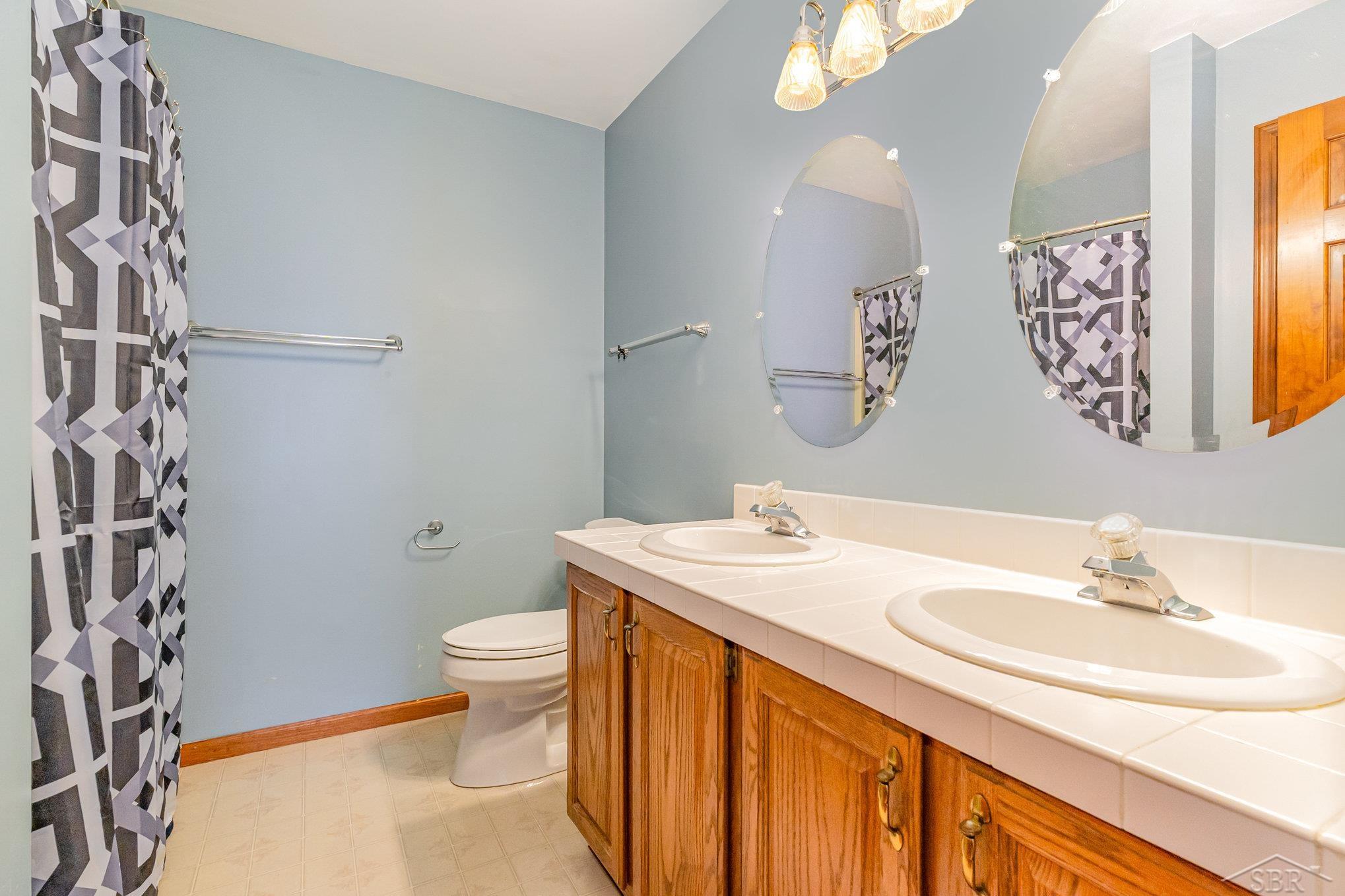 Saginaw, Michigan 48603, United States, 4 Bedrooms Bedrooms, ,3 BathroomsBathrooms,Residential,Active,235285