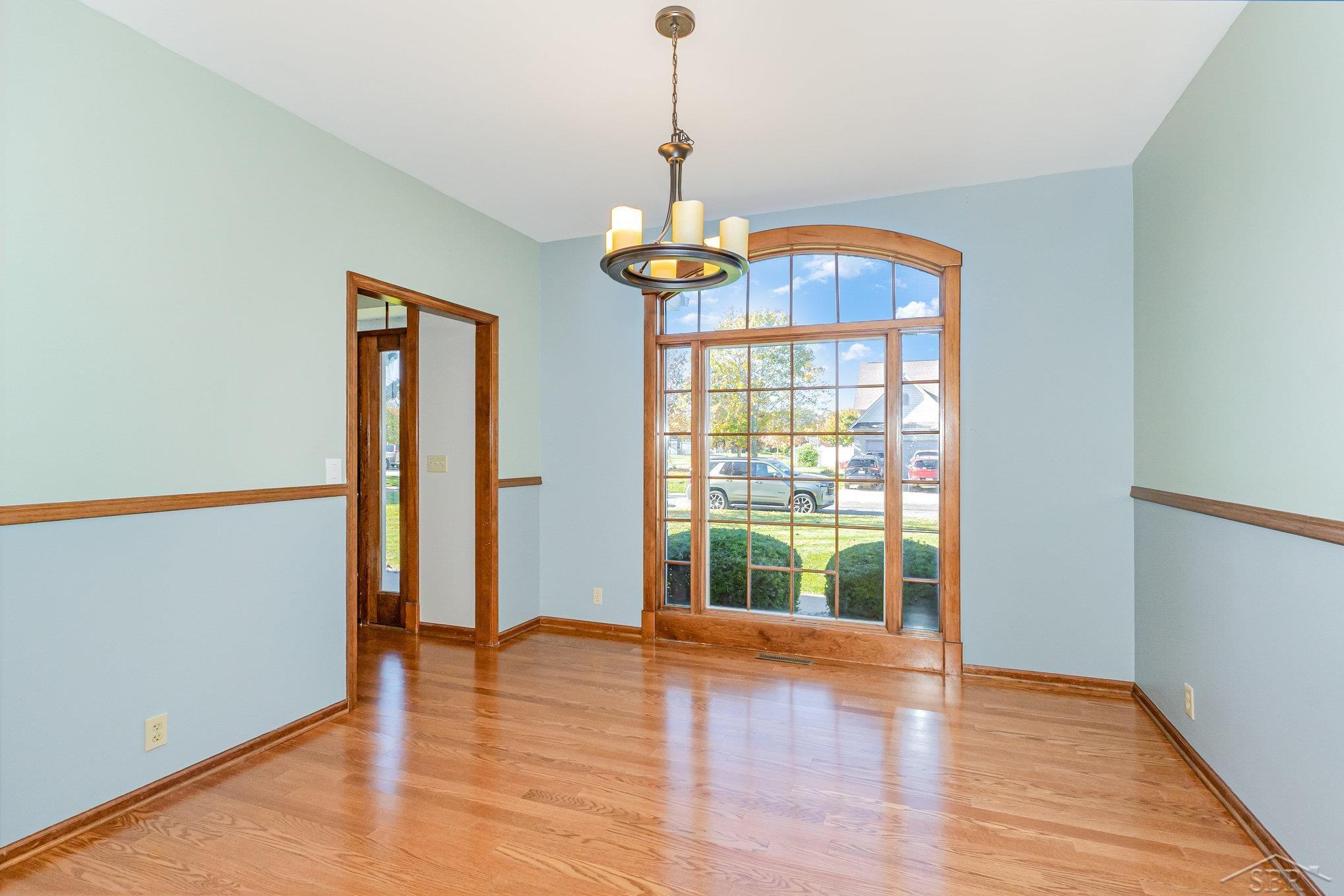 Saginaw, Michigan 48603, United States, 4 Bedrooms Bedrooms, ,3 BathroomsBathrooms,Residential,Active,235285