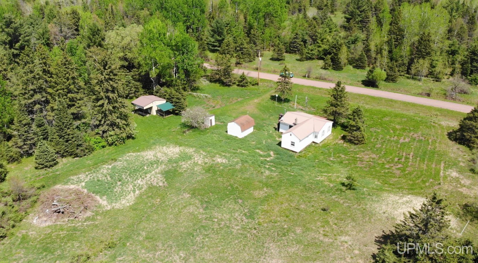 15467 Larson Road