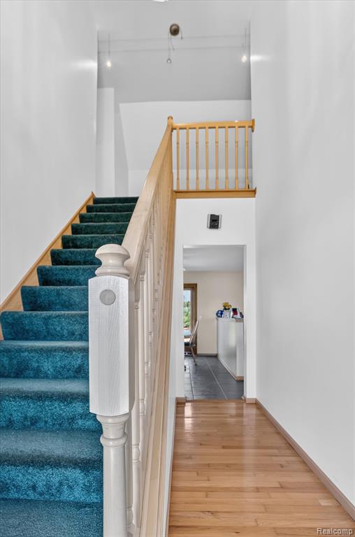 800 Mary Lee Drive