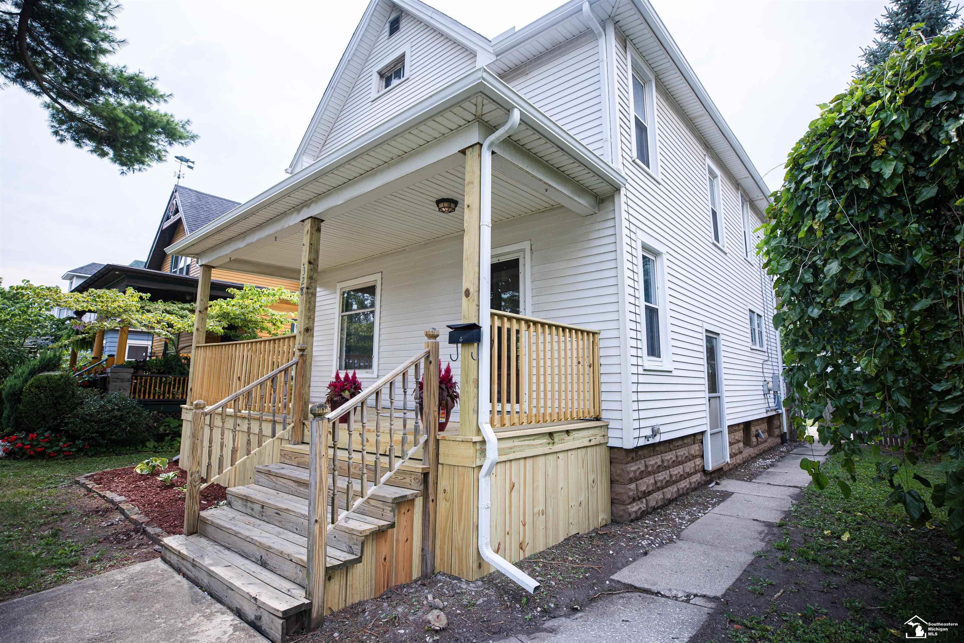 328 Union Street