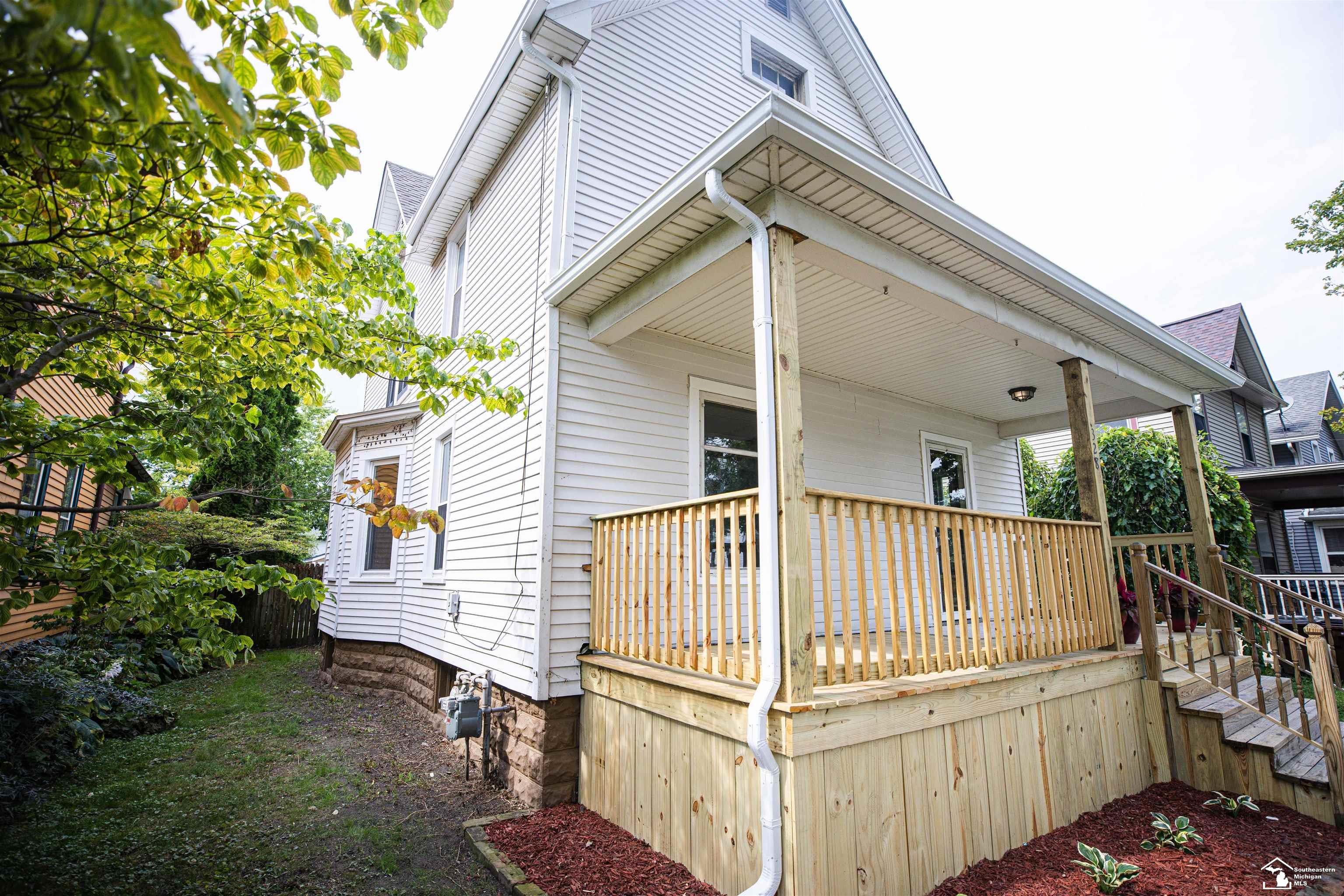 328 Union Street