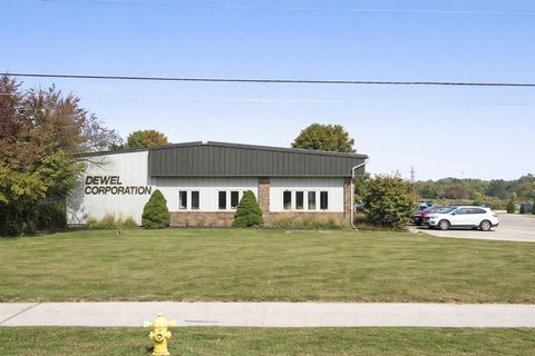 Photo of 10841 Paw Paw Drive, Holland, MI 49424 (MLS # 70511376)