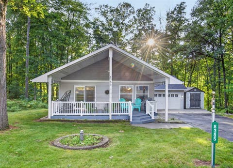 Photo of 8385 Alberta Street, Stanwood, MI 49346 (MLS # 70545141)