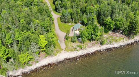Photo of 12657 Reeds Point Road, LAnse, MI 49946 (MLS # 50216382)