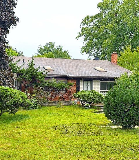 Photo of 3988 Dill Drive, Waterford, MI 48329 (MLS # 61031866)