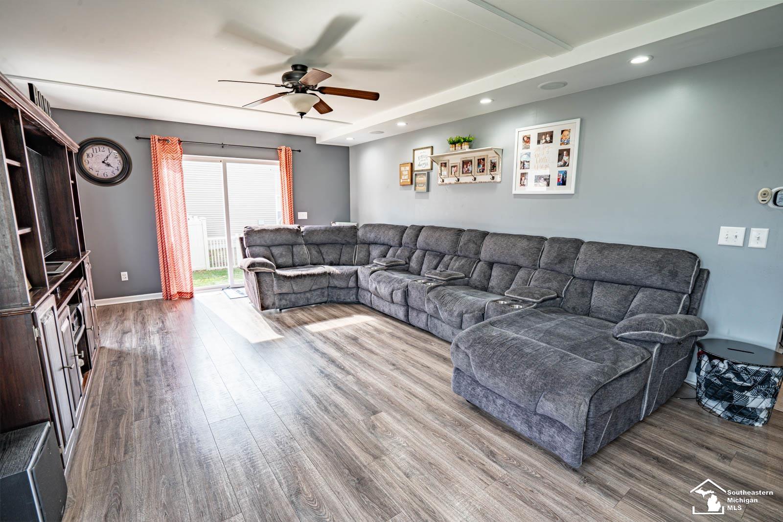 835 Golf Ridge Circle