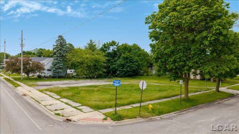 Photo for 319 W Beecher Street