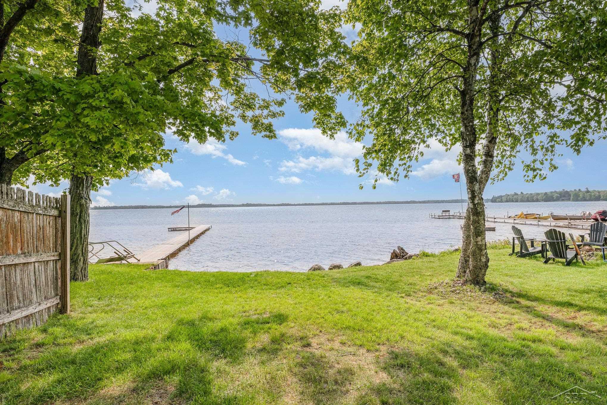 Cadillac, Michigan 49601, United States, 2 Bedrooms Bedrooms, ,1 BathroomBathrooms,Residential,Pending,192861