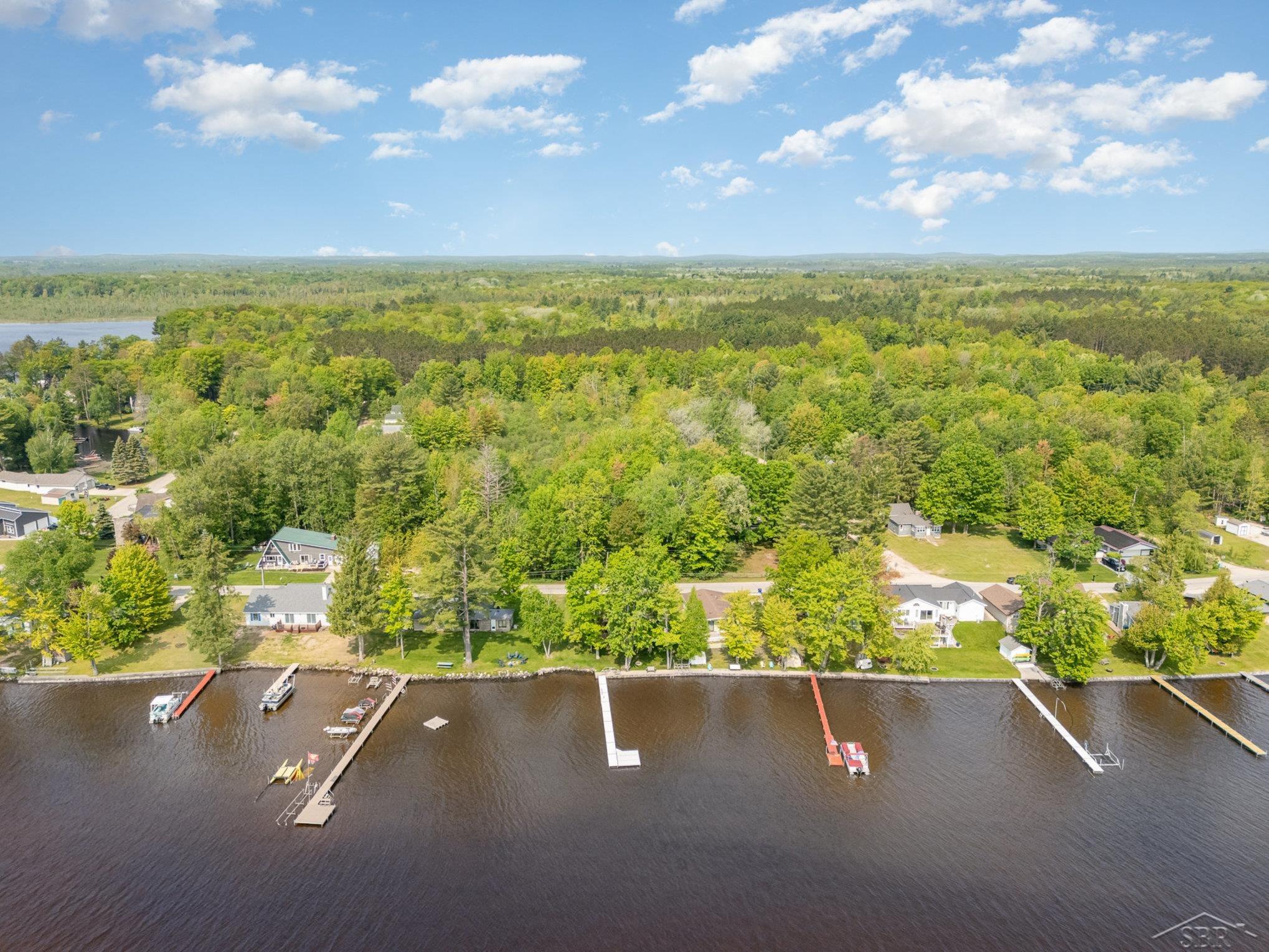 Cadillac, Michigan 49601, United States, 2 Bedrooms Bedrooms, ,1 BathroomBathrooms,Residential,Pending,192861