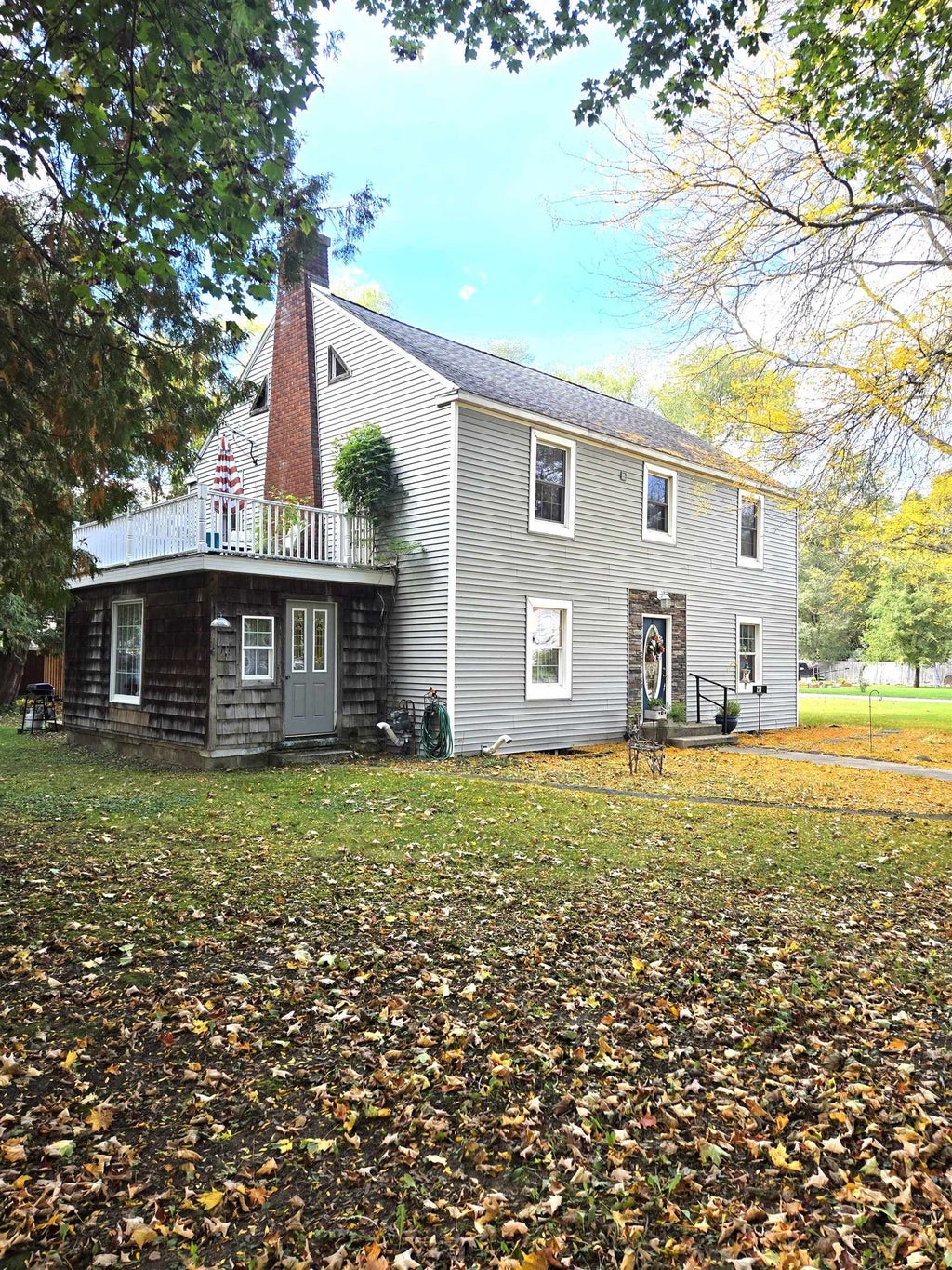 Photo of 229 N Arcade Street, Gladwin, MI 48624 (MLS # 50224446)