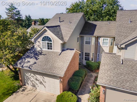 Photo of 18778 Hilltop Circle 112 #112, Riverview, MI 48193 (MLS # 61035902)