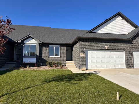 26169 Juliagrove Lane Unit 47/Building 12 New Baltimore MI 48051