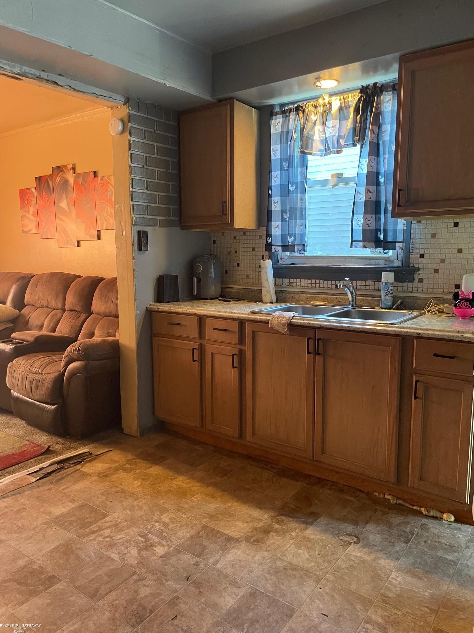 Detroit, Michigan 48234, United States, 3 Bedrooms Bedrooms, ,1 BathroomBathrooms,Residential,Active,203196