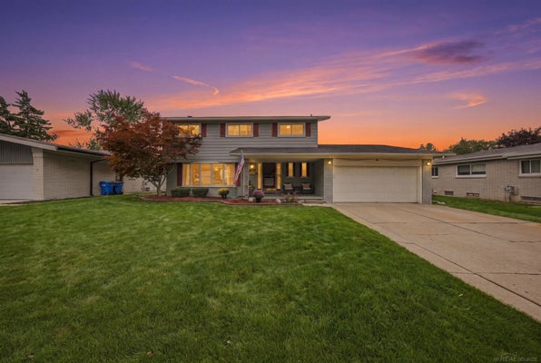30505 FREDA DR, WARREN, MI 48093 - Image 89b2b7e08f90e3d2e1d7915438e75cec/1745937480