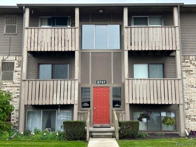 8741 GREEN WILLOW Street 11