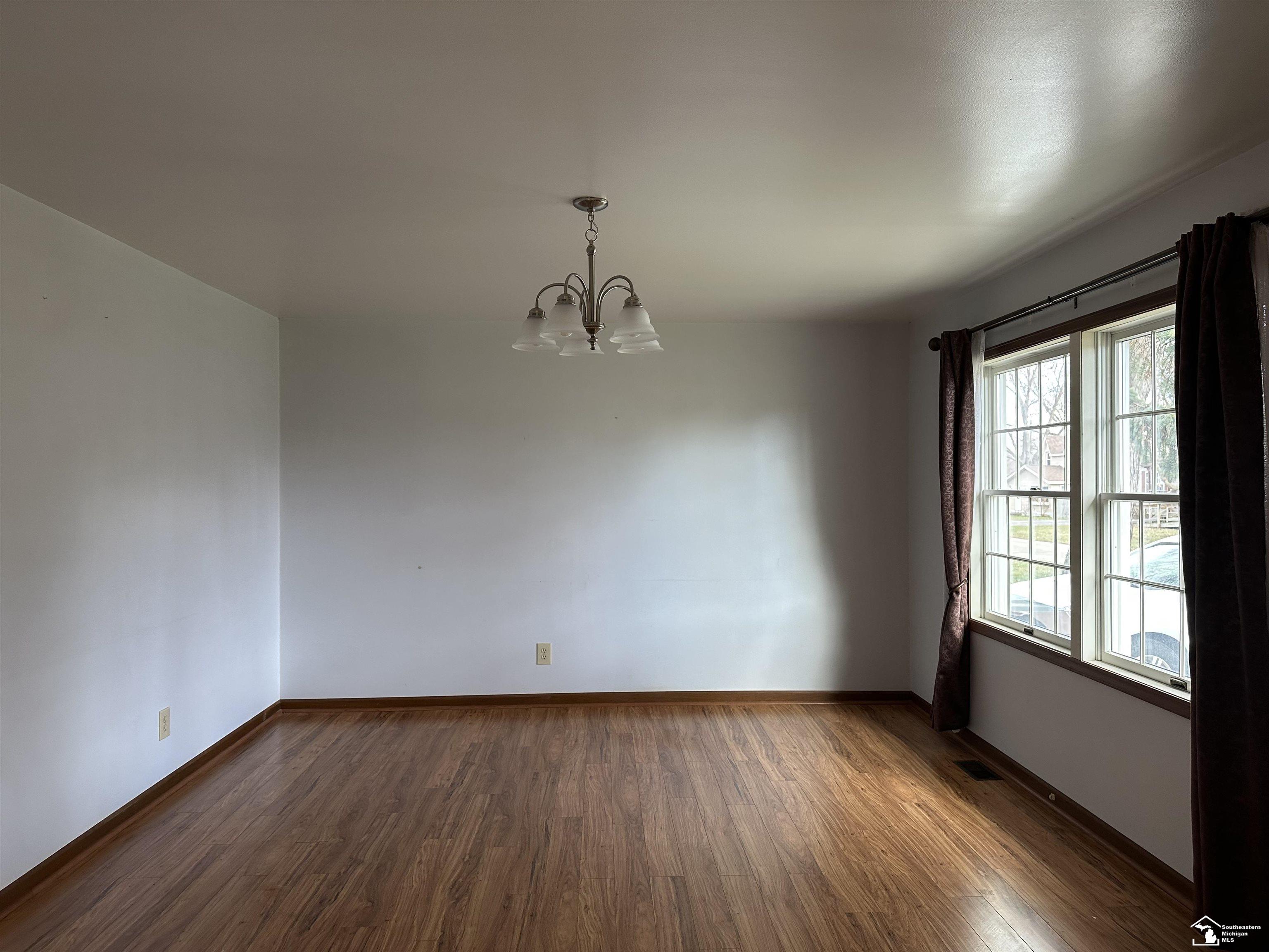 3379 Orchardale Street