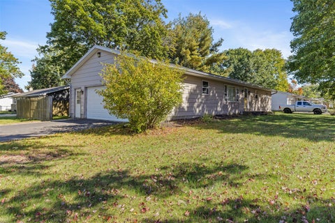 Photo of 704 E Oak Street, Greenville, MI 48838 (MLS # 70563856)