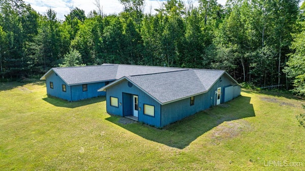 21522 SKANEE RD, SKANEE, MI 49962 - Image 8a863b9f274eb5ff5482aab3b59e10ea/3602584627