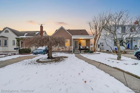 Photo of 3530 Roosevelt Street, Dearborn, MI 48124 (MLS # 60959108)