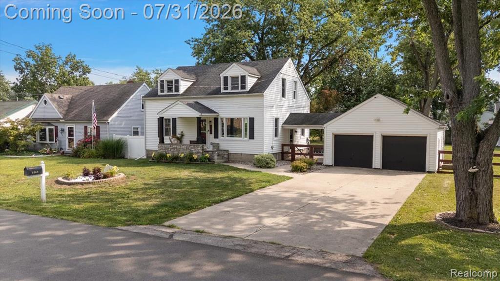 5563 Central Drive